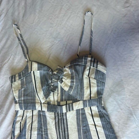 Romper - Picture 2 of 4